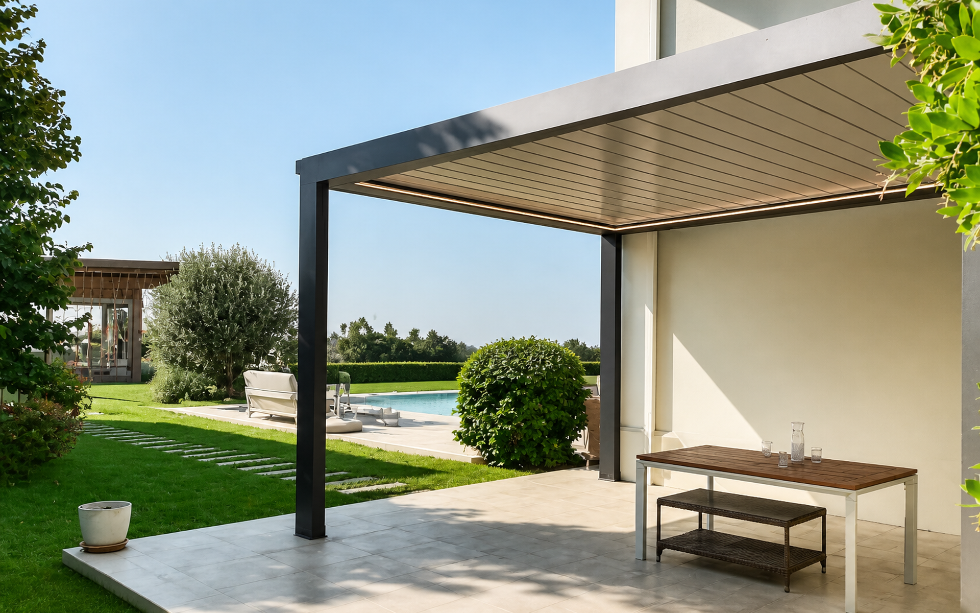 Açık lamelli biyoklimatik pergola ve zip perde