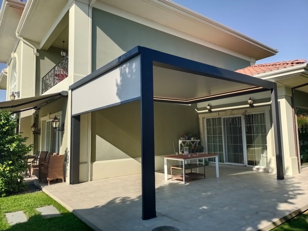 Modern biyoklimatik pergola montajı