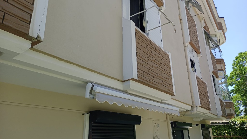Mafsallı Tente — beyaz açılı tente uygulaması