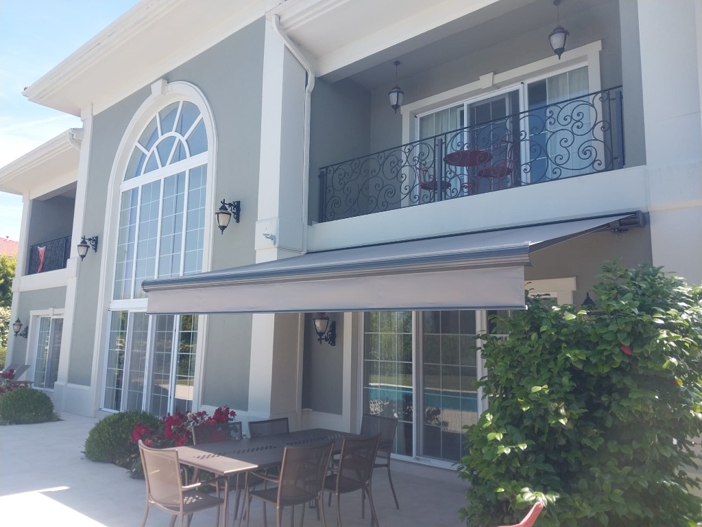 ARYA PLUS Kasetli Tente — villa teras uygulaması